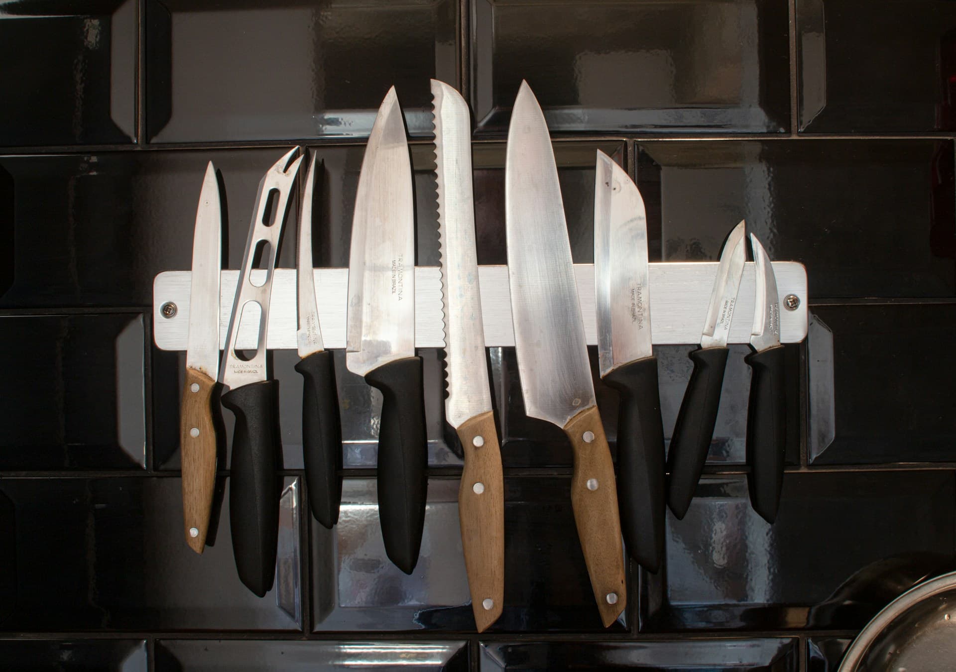 Professional Kitchen Knife Set Sharpening (1 of 3)